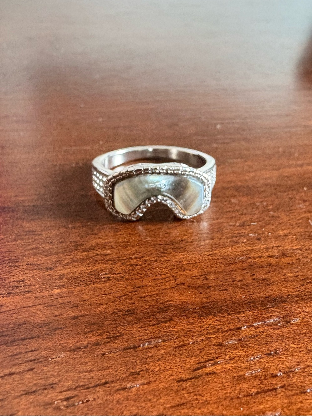Silver Mother-of-Pearl Ski Goggles Ring